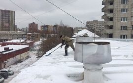 Уборка снежных навесов и наледи