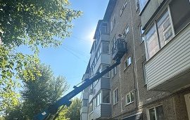 Замена светильника на доме по адресу ул. Льва Толстого, 33