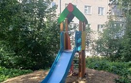 Обустройство детской площадки по адресу ул. Стахановская, 40